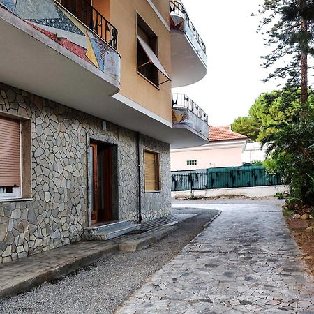 Villa Daniela - Quiete E Mare San Remo Extérieur photo